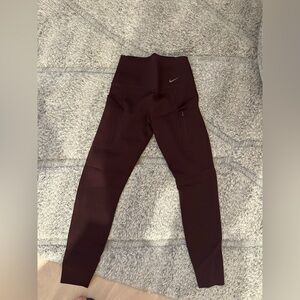 Nike leggins therma fit